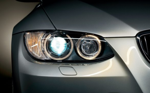 BMW: in arrivo i gruppi ottici con diodi laser